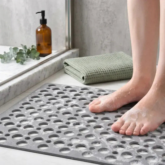 AquaStep — Alfombra Antideslizante para Ducha con Ventosas y Protección Antibacteriana